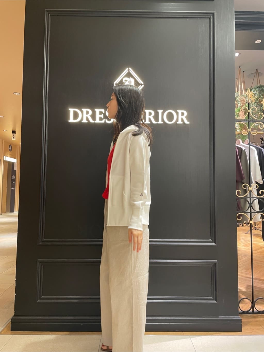 Karinさんの「DRESSTERIOR｜」を使ったコーディネート