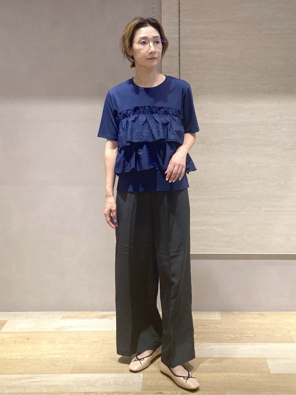 たけねぇさんの「OPAQUE.CLIP｜ウエストサテン使いイージーワイドパンツ【洗濯機洗い可】」を使ったコーディネート