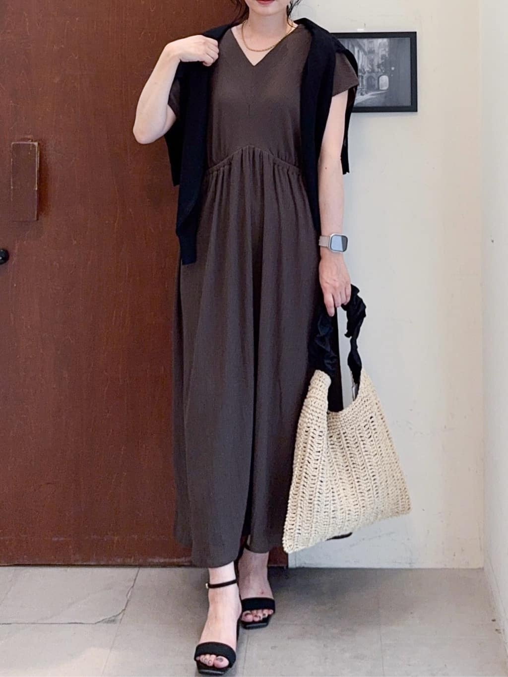 𝐇𝐢𝐫𝐨𝐦𝐢さんの「SHOO･LA･RUE｜【前後2WAY】さらりと大人上品に 楊柳フレンチワンピース」を使ったコーディネート