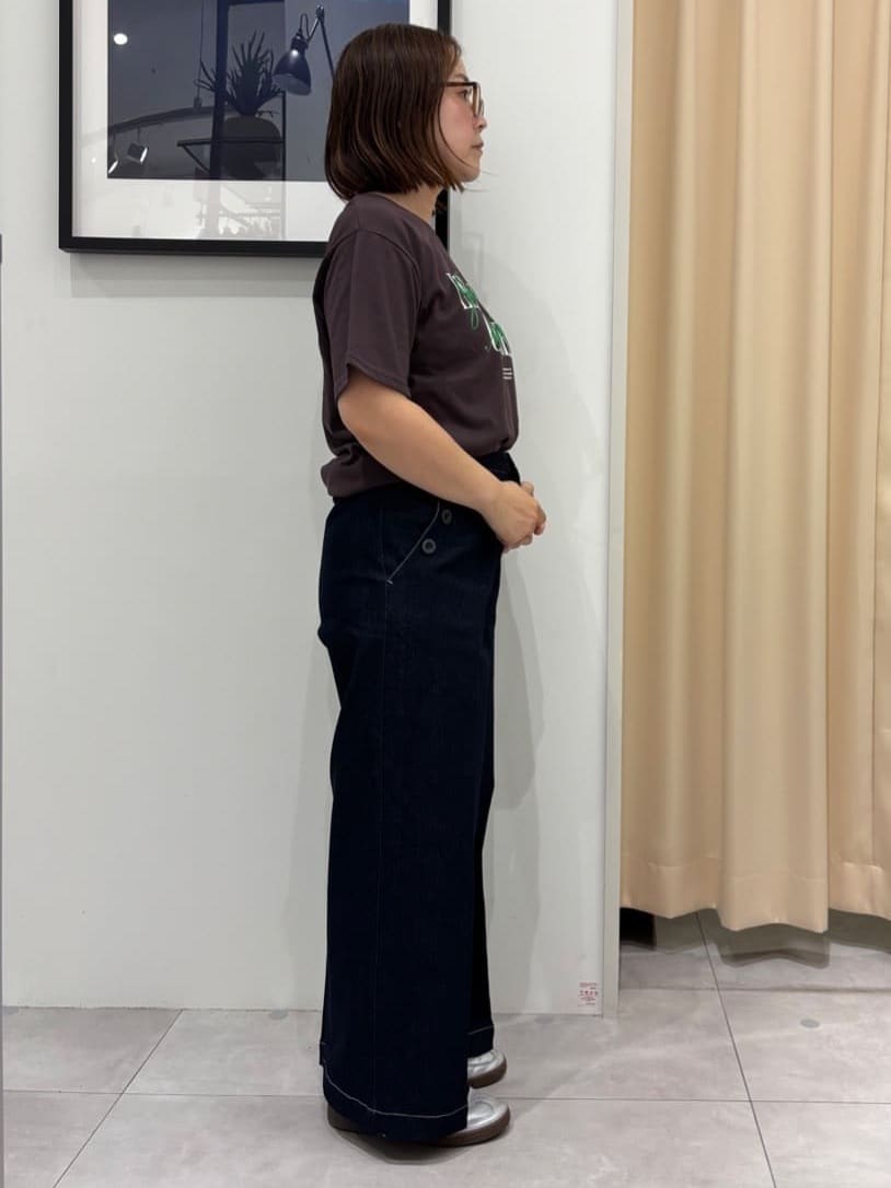 SAKUさんの「THE SHOP TK｜フォトアソートTシャツ【接触冷感/UV/毛玉になりにくい/洗濯機OK】」を使ったコーディネート