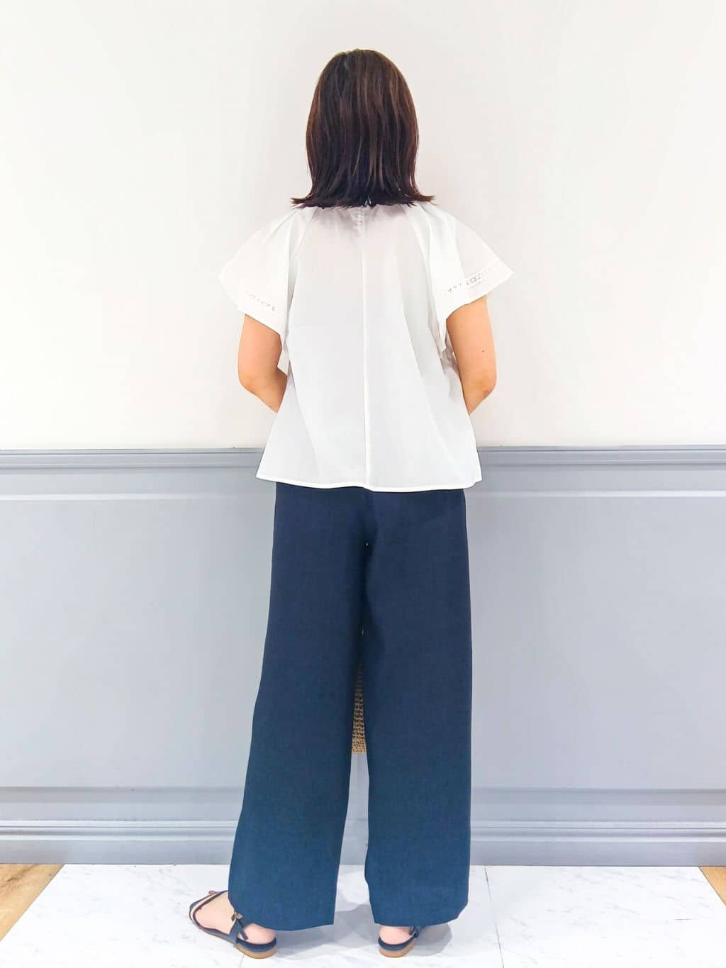 なっちゃんさんの「grove｜ロープベルトで差がつく 洗練リラックスパンツ」を使ったコーディネート
