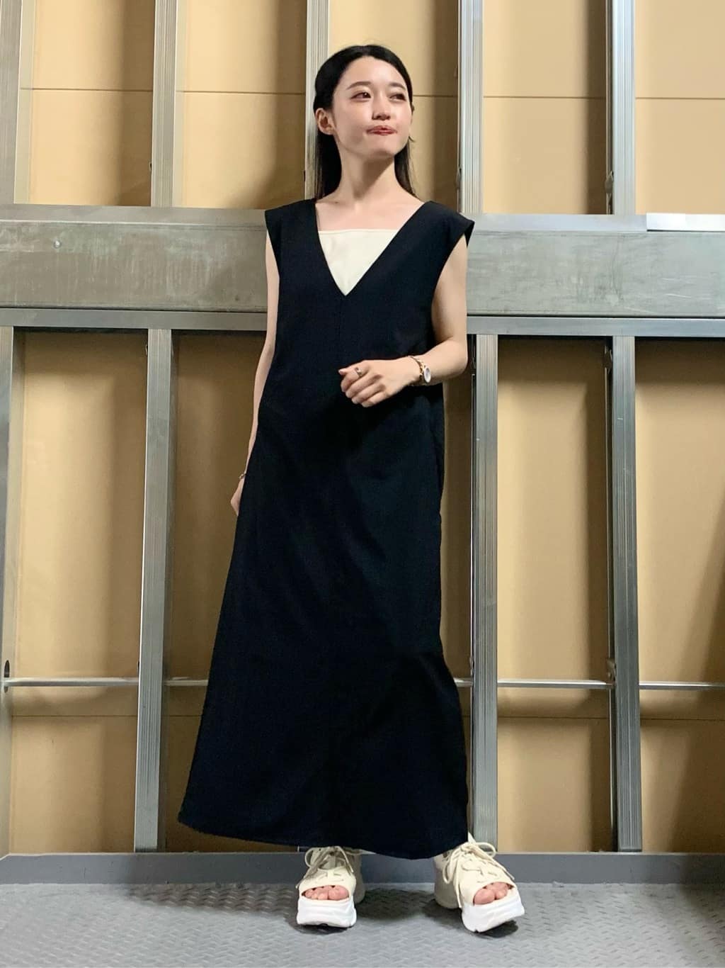 sahoさんの「THE SHOP TK｜【mizugiwa/ラッシュガード】Vネックジャンスカ/セットアップ可/接触冷感/UVケア/洗濯機O」を使ったコーディネート