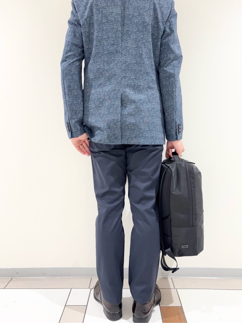 及川さんの「TAKEO KIKUCHI｜【抗菌防臭】COOL DOTS（R）ドビープリント ジャケット」を使ったコーディネート