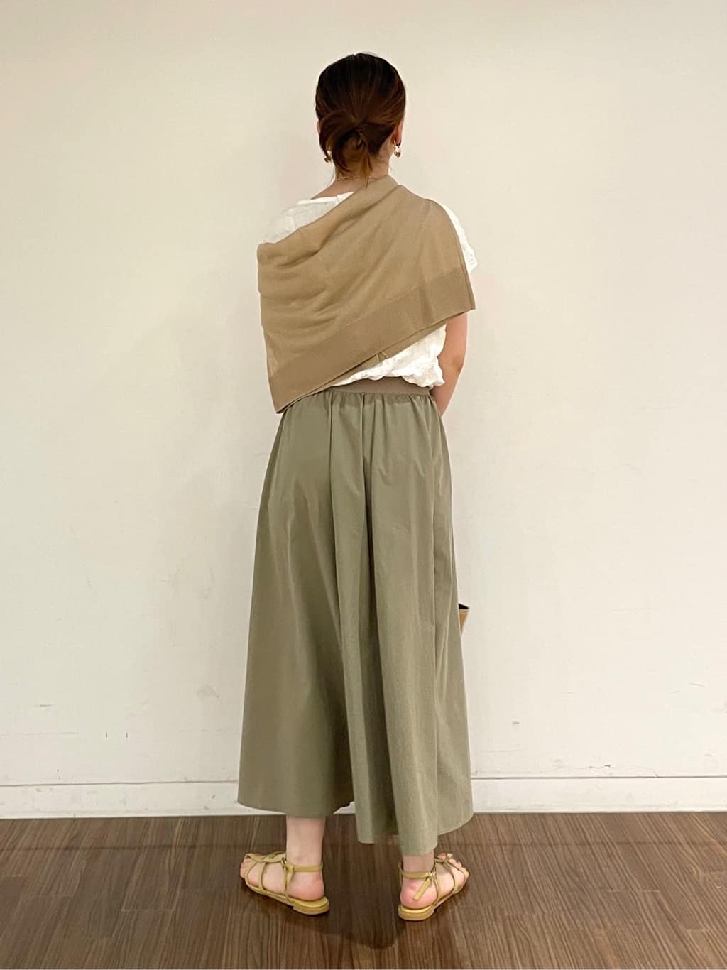 ねねさんの「INDIVI｜」を使ったコーディネート