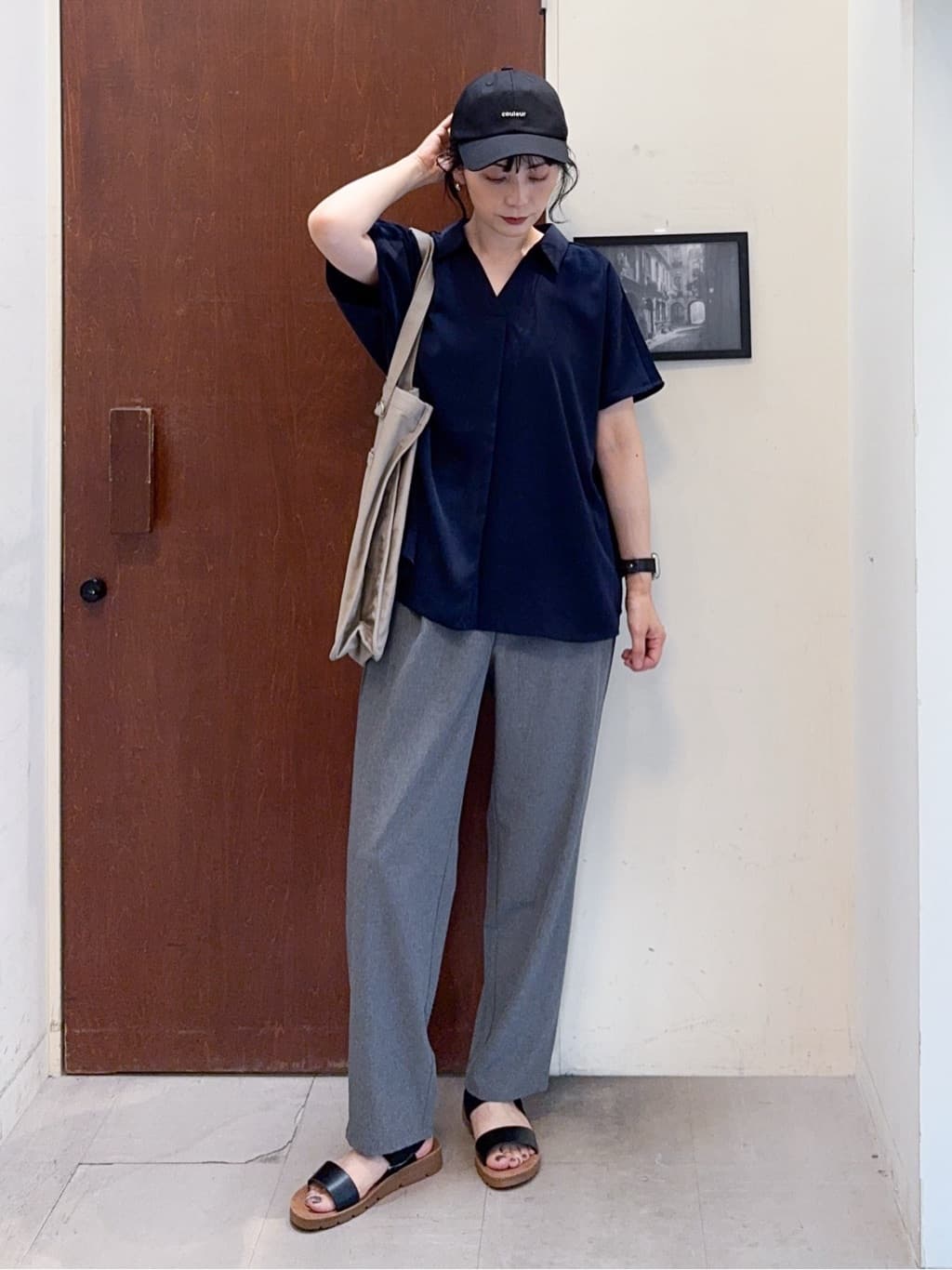 𝐇𝐢𝐫𝐨𝐦𝐢さんの「SHOO･LA･RUE｜【洗える/S-LL/プチプラ】さらっとすっきりきれい見え スキッパーブラウス」を使ったコーディネート