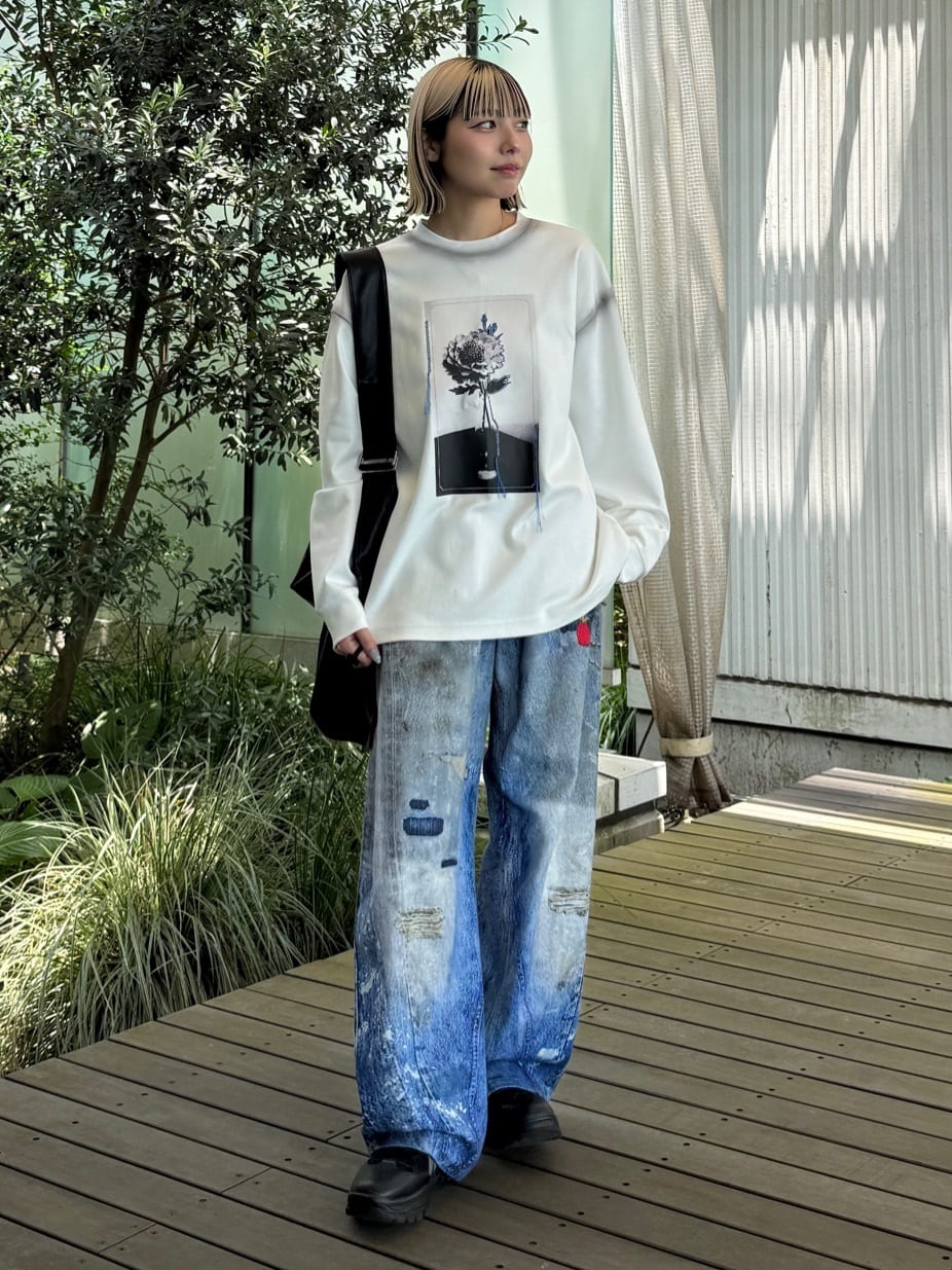 川本葵さんの「tk.TAKEO KIKUCHI｜」を使ったコーディネート