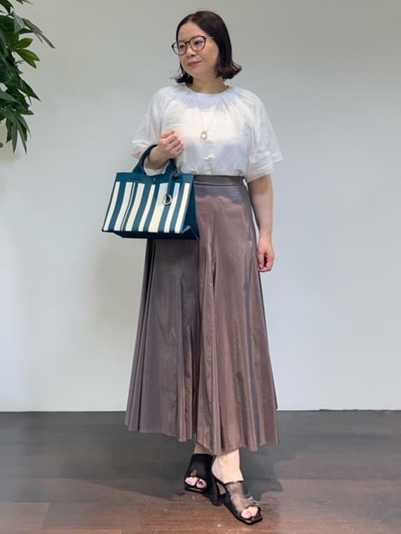 Asamiさんの「UNTITLED｜【手洗い可】マルチストライプニットバッグ」を使ったコーディネート