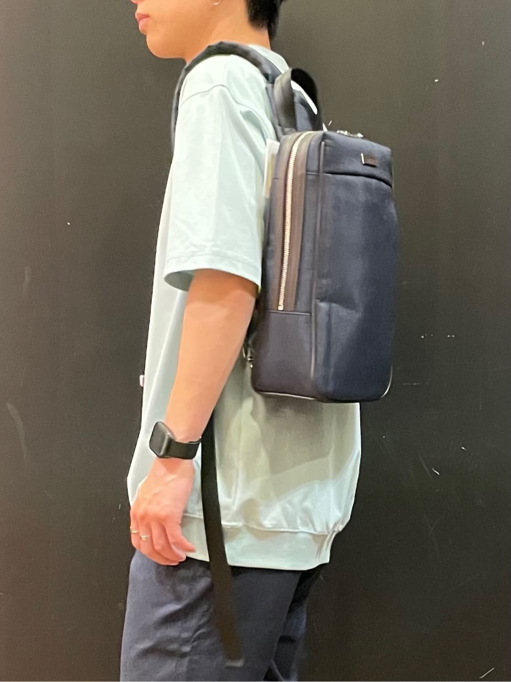 すずきさんの「TAKEO KIKUCHI｜【抗菌防臭／5サイズ展開】ハイゲージポンチ Tシャツ」を使ったコーディネート
