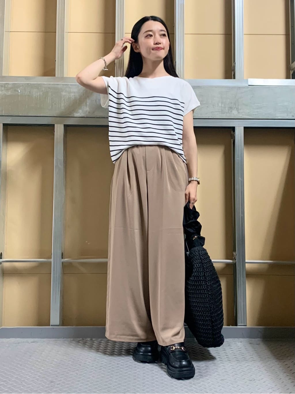 sahoさんの「THE SHOP TK｜【6色展開】さらさらフレンチニット【毛玉になりにくい/洗濯機OK】」を使ったコーディネート