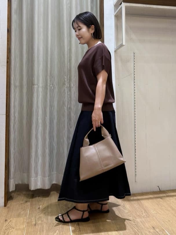 chさんの「THE SHOP TK｜さらさらフレアスリーブサマーニット【毛玉になりにくい/UV/洗濯機OK】」を使ったコーディネート