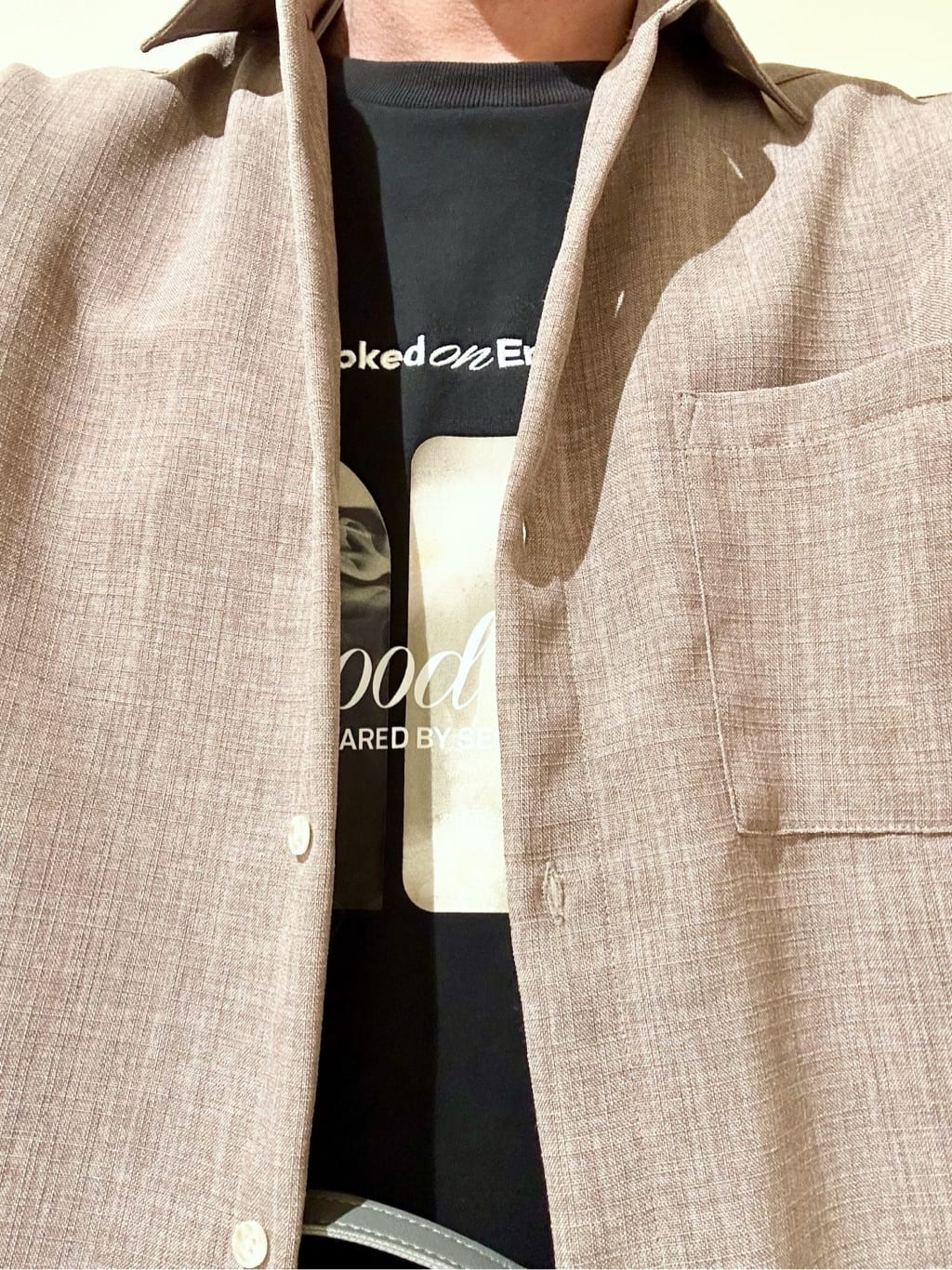 KENJI Iさんの「THE SHOP TK｜アートグラフィック 半袖Tシャツ 洗濯機OK」を使ったコーディネート