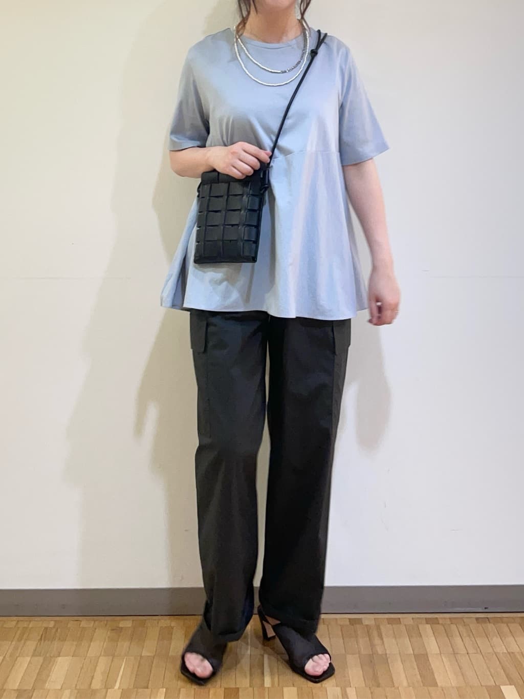 フナキさんの「UNTITLED｜」を使ったコーディネート