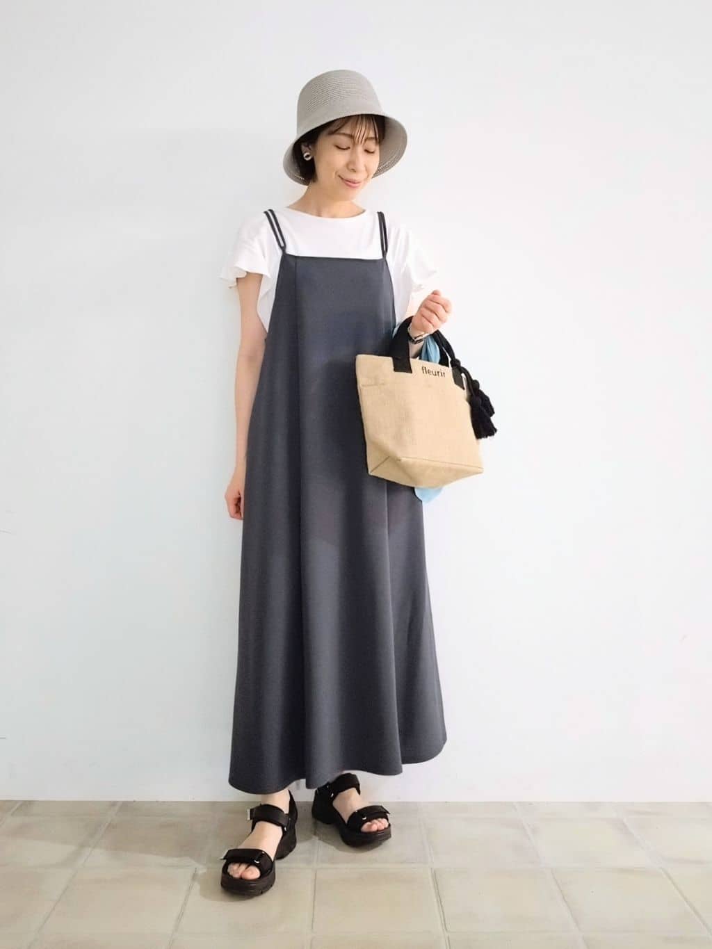 miomioさんの「SHOO･LA･RUE｜【UV/さらさらタッチ】女性らしさ漂う 5分袖ボレロカーディガン」を使ったコーディネート