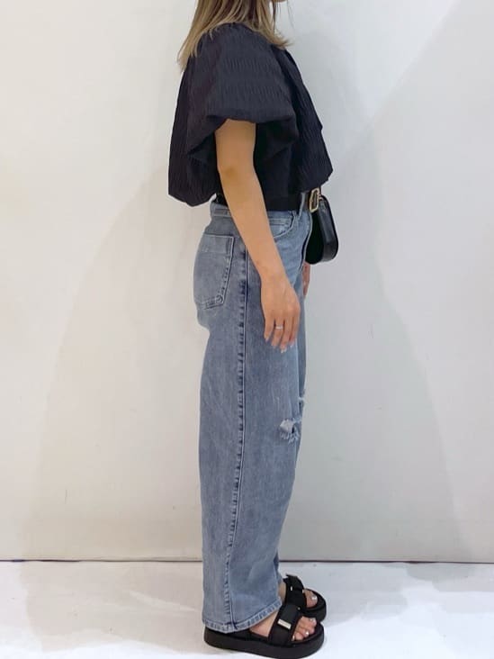 manaさんの「OPAQUE.CLIP｜ふくれジャカードバルーンブラウス【洗濯機洗い可】」を使ったコーディネート