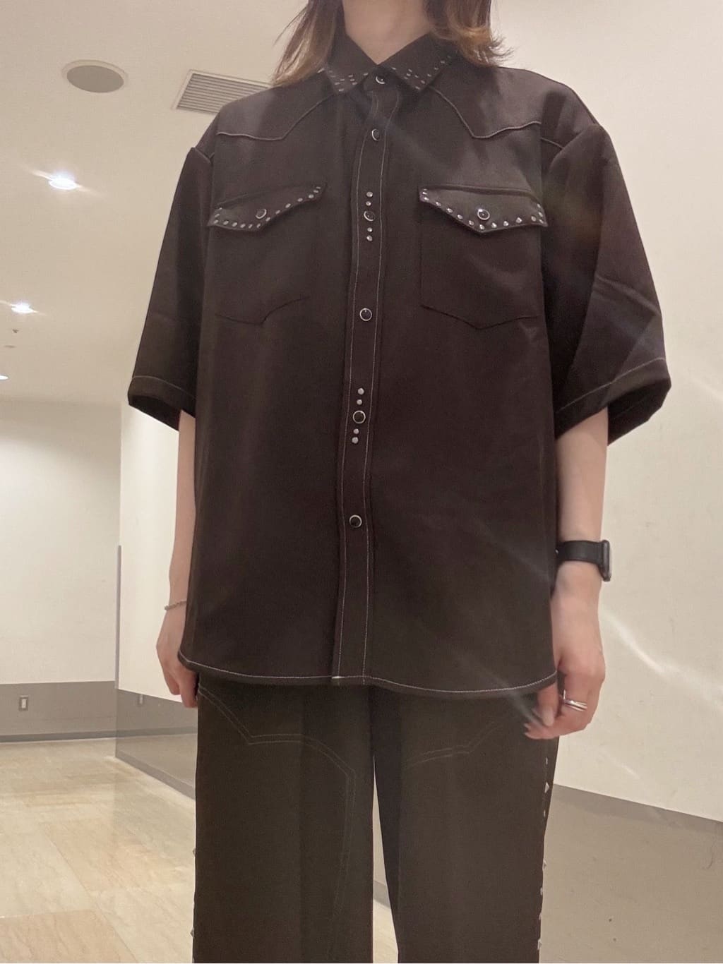 Renaさんの「tk.TAKEO KIKUCHI｜ウェスタンスタッズシャツ」を使ったコーディネート