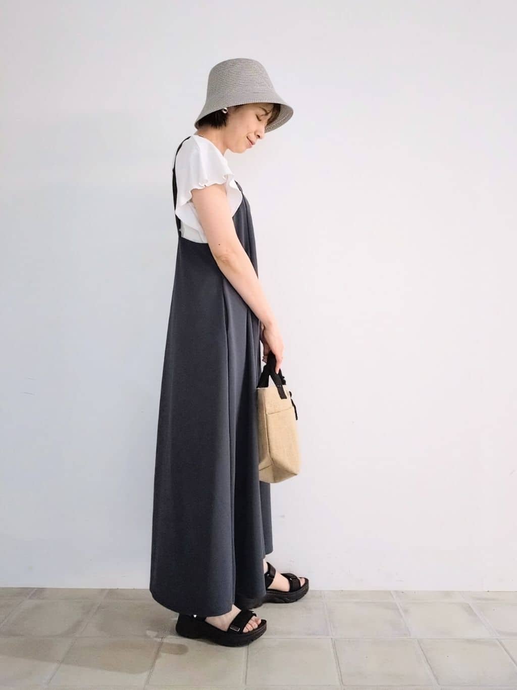 miomioさんの「SHOO･LA･RUE｜【UV/さらさらタッチ】女性らしさ漂う 5分袖ボレロカーディガン」を使ったコーディネート