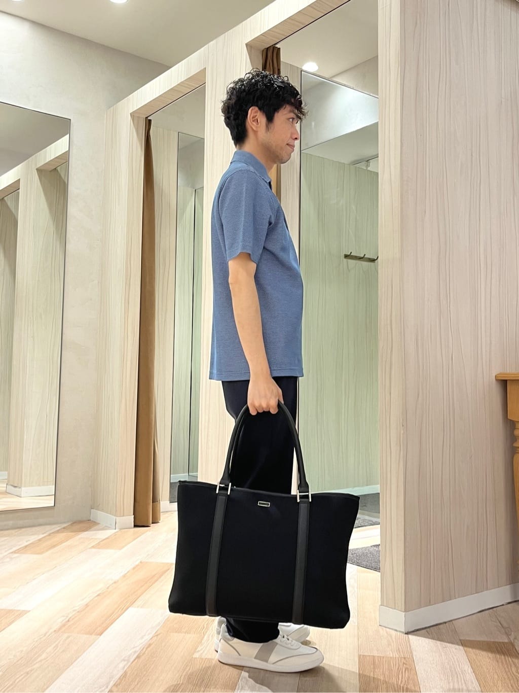 URAさんの「TAKEO KIKUCHI｜【抗菌防臭／9色5サイズ展開】ハニカムメランジ ポロシャツ」を使ったコーディネート