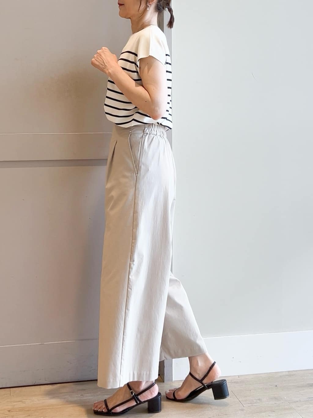 yamakoさんの「grove｜サマーハイパーストレッチワイドパンツ」を使ったコーディネート