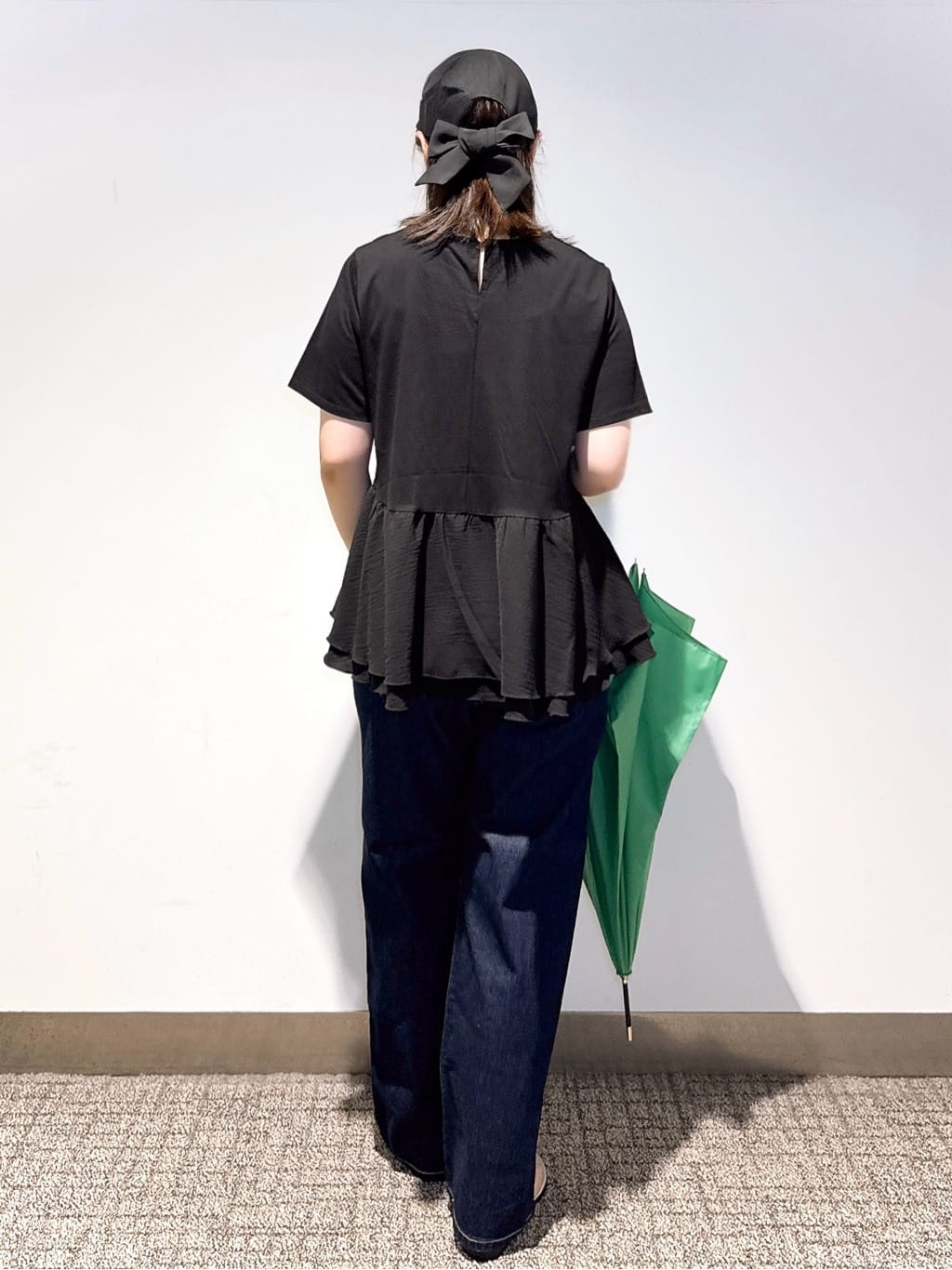 みーさんの「grove｜【Lee&times;grove別注】STRAIGHT DENIM PANTS」を使ったコーディネート
