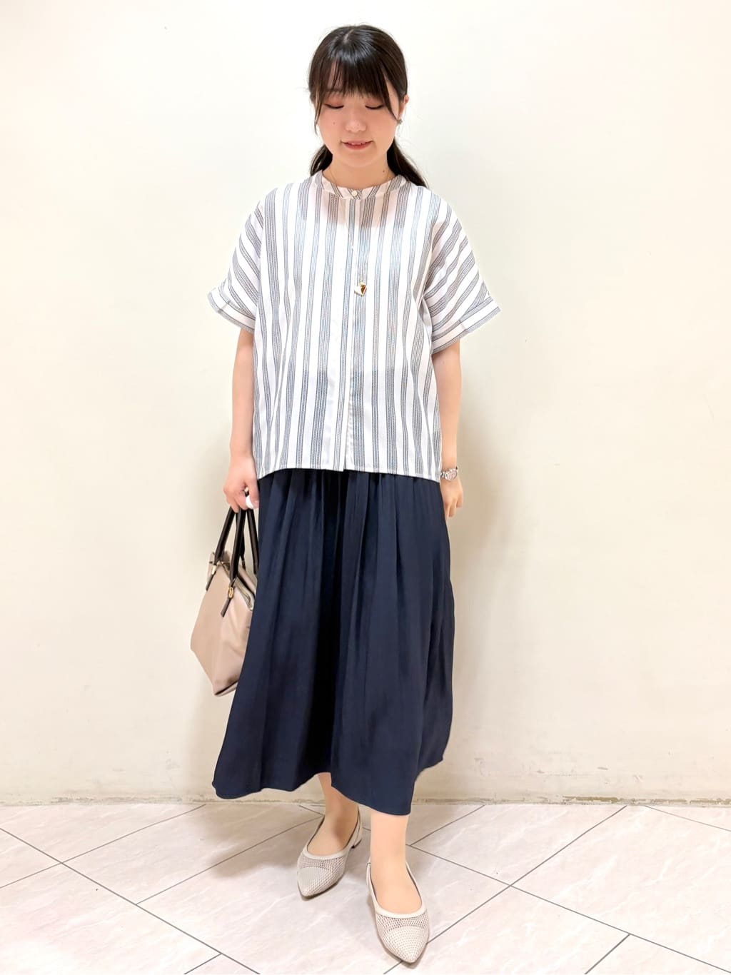 mikiさんの「Reflect｜【洗える】ドビーストライプブラウス」を使ったコーディネート
