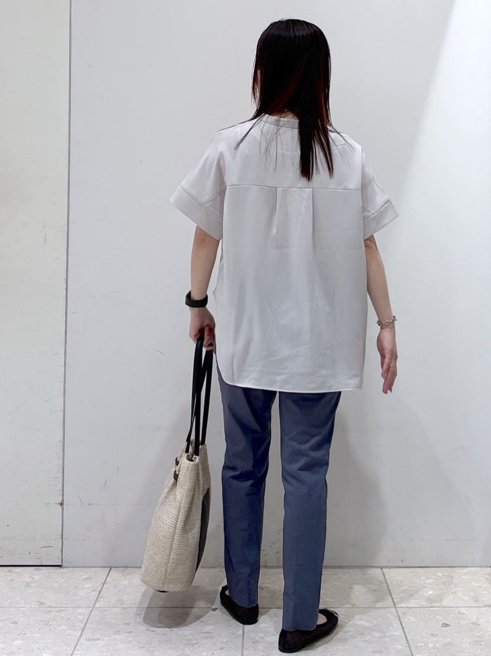 mameさんの「OPAQUE.CLIP｜《5色展開／SS-LLサイズ》スキッパー金ボタンブラウス／セットアップ対応【防シワ／ストレッチ／洗濯」を使ったコーディネート