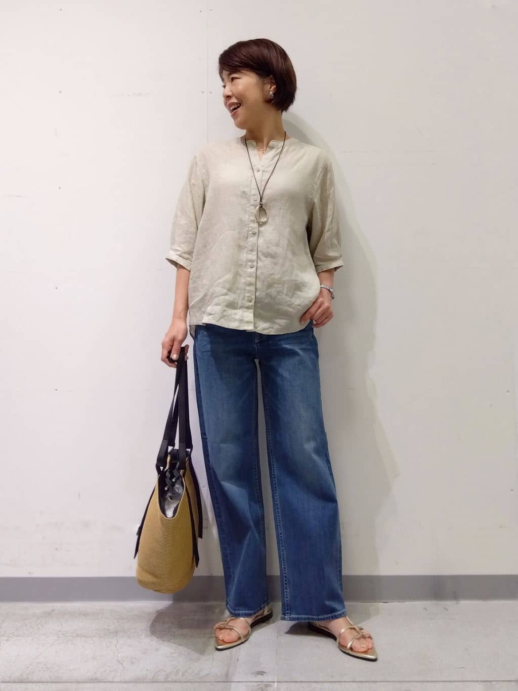 Kさんの「INDIVI｜◆【毎年人気！／フレンチリネン】5分袖バンドカラーブラウス」を使ったコーディネート
