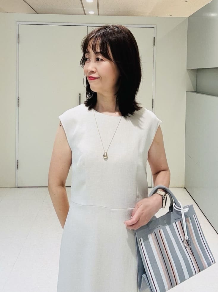 makiさんの「UNTITLED｜【手洗い可】マルチストライプニットバッグ」を使ったコーディネート