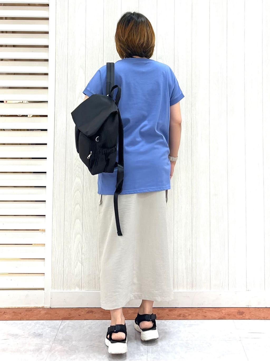もっちさんの「SHOO･LA･RUE｜◆【洗える/S-LL/ひんやり/UV】汗をかいても気になりにくい スリットトップス」を使ったコーディネート