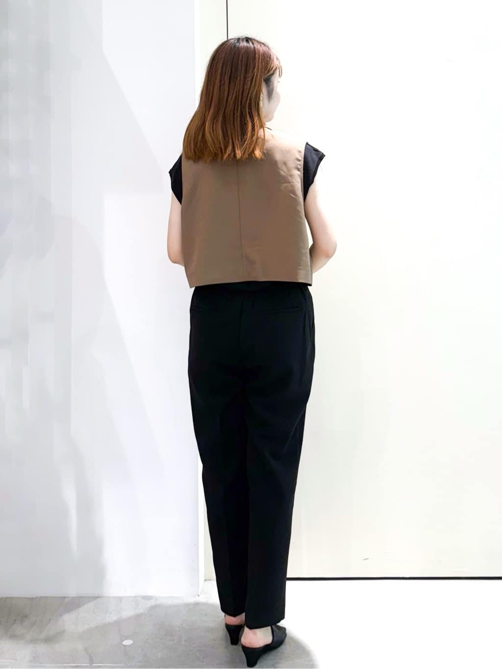 sayaさんの「OPAQUE.CLIP｜ショートテーラードジレ【接触冷感／洗濯機洗い可】」を使ったコーディネート