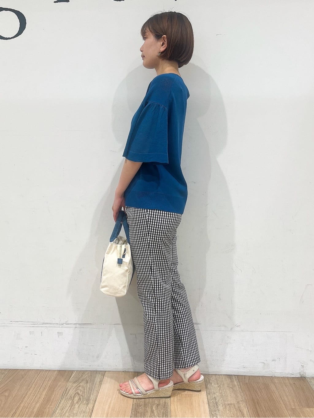 山さんさんの「grove｜【冷感】サマーハイパーストレッチテーパードパンツ」を使ったコーディネート