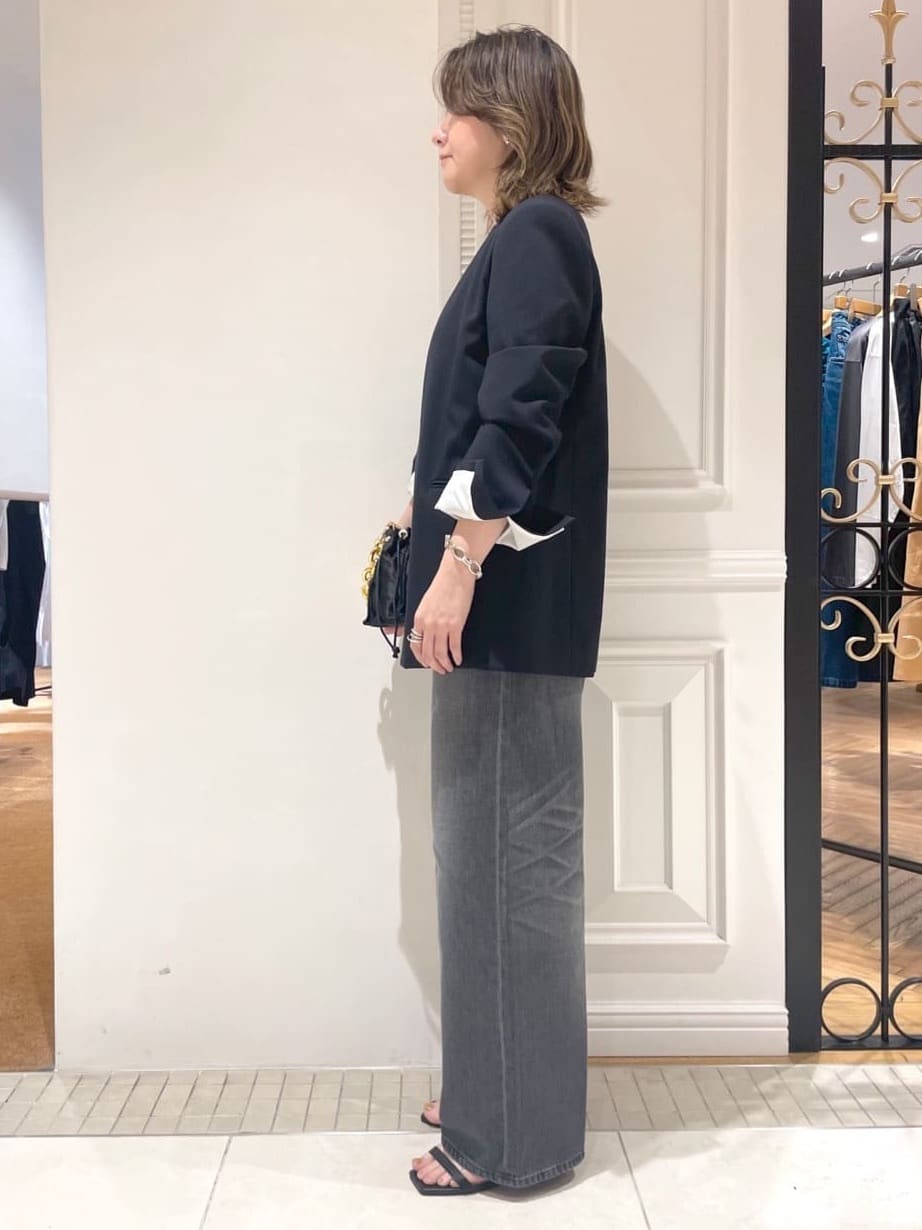 makiさんの「DRESSTERIOR｜ヴィンテージ加工ワイドデニムパンツ」を使ったコーディネート