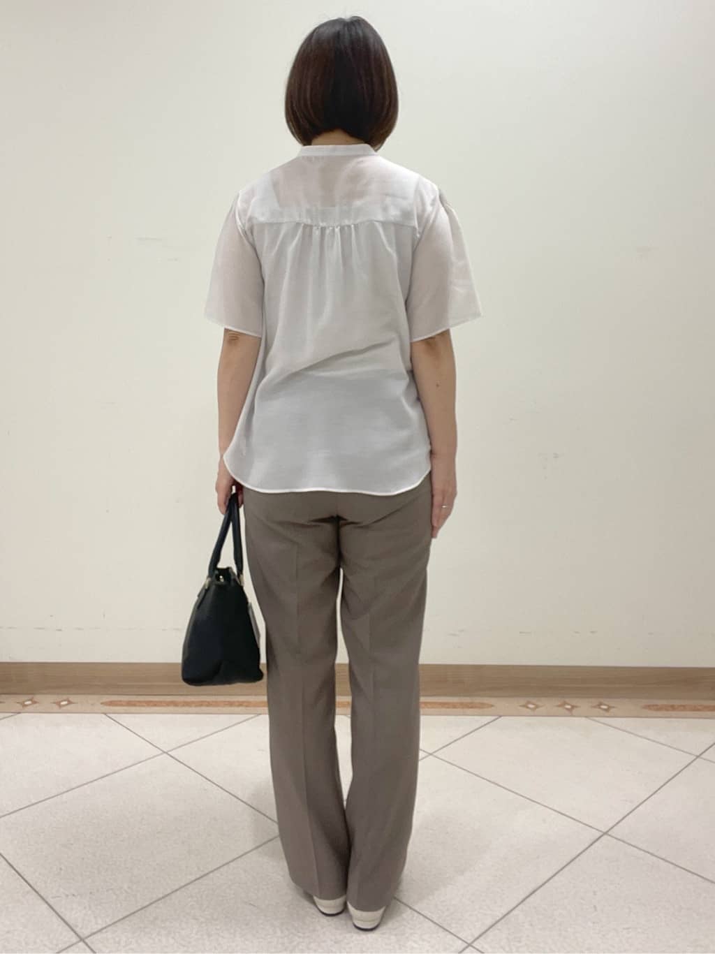 hanaさんの「Reflect｜【選べる5色◎／マシンウォッシュ可】シャーリングデザインブラウス」を使ったコーディネート