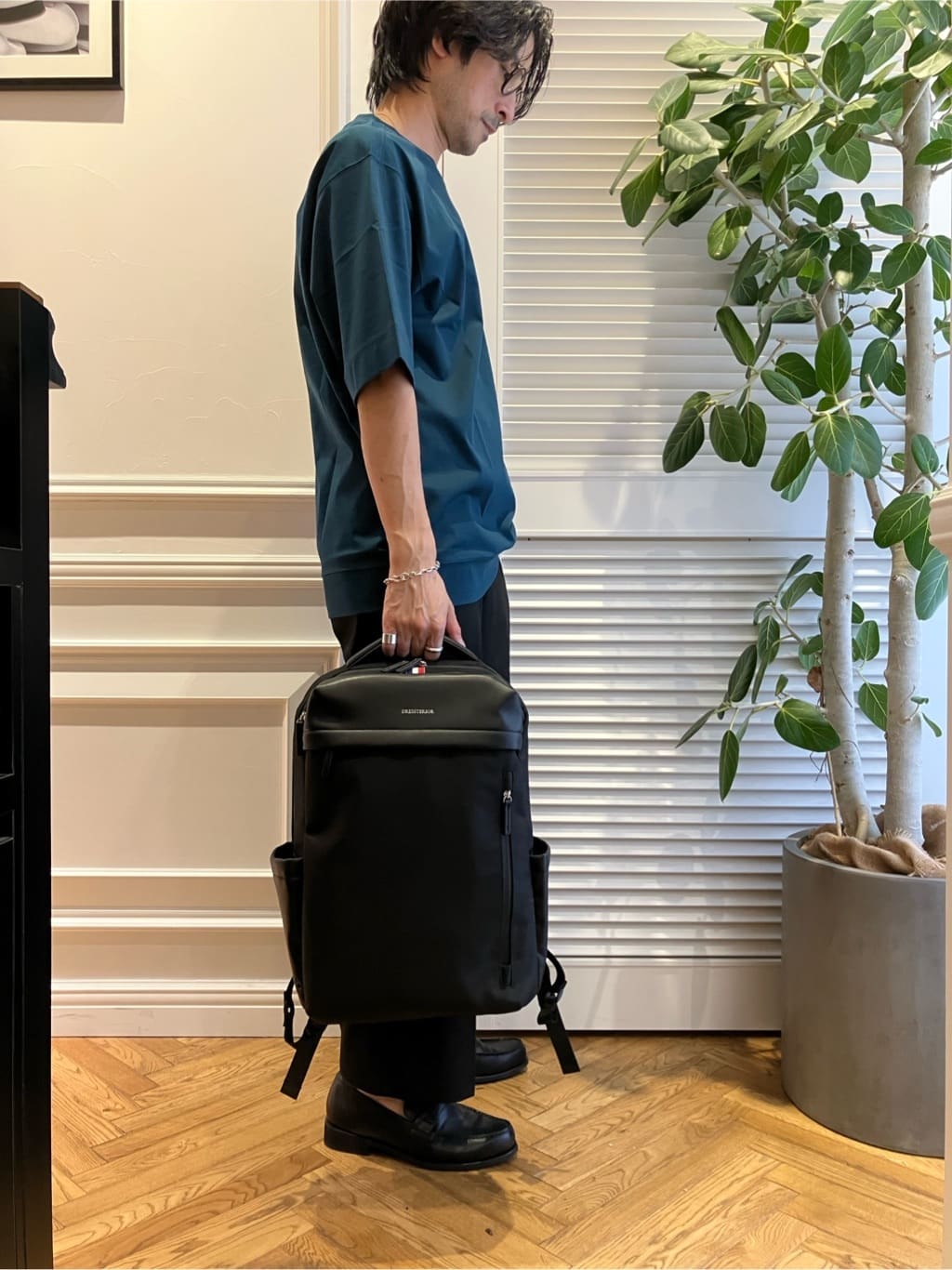 junyaさんの「DRESSTERIOR｜【撥水加工/Safari5月号掲載】ローファー」を使ったコーディネート