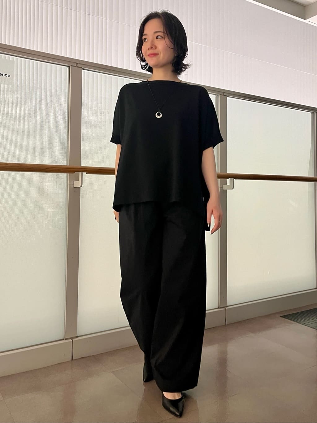 ちりんさんの「UNTITLED｜リングコードトップネックレス」を使ったコーディネート