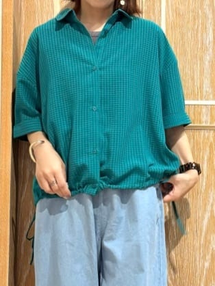 meiさんの「SHOO･LA･RUE｜シルエット変化を楽しめる シアーチェックドロストシャツ」を使ったコーディネート