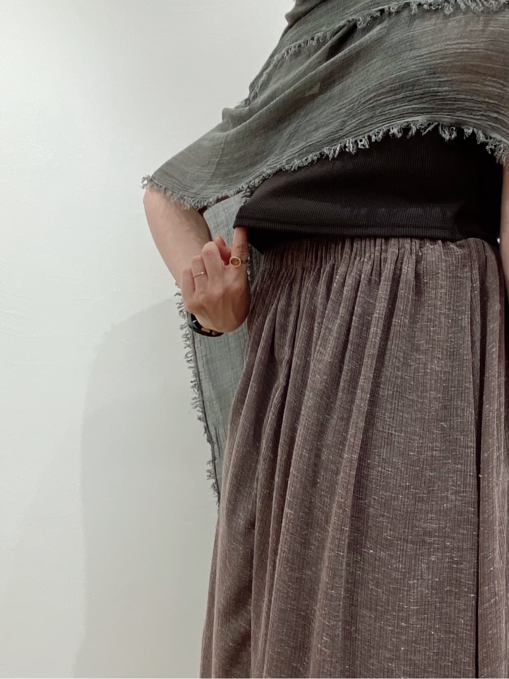 Sawaguchiさんの「DRESSTERIOR｜Carouselambra（ケラウズランブラ）【別注】BOAT TANK TOP DRESS」を使ったコーディネート