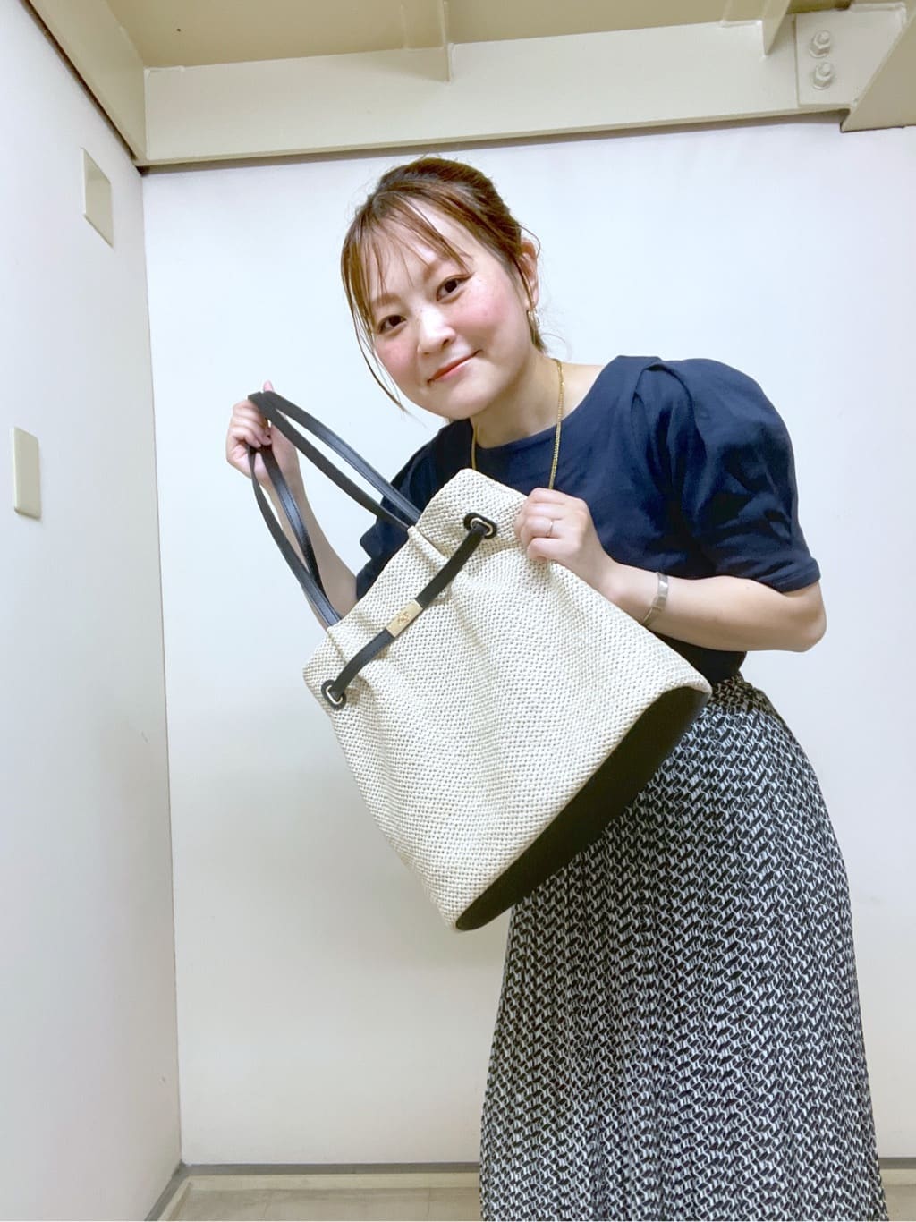 Junさんの「index｜《新色追加》着丈が選べる！プリーツフレアスカート【イージーケア／防シワ／洗濯機洗い可】」を使ったコーディネート