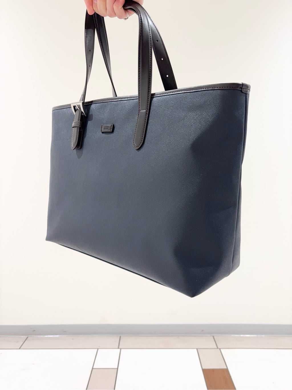 及川さんの「TAKEO KIKUCHI｜【抗菌防臭／9色5サイズ展開】ハニカムメランジ ポロシャツ」を使ったコーディネート