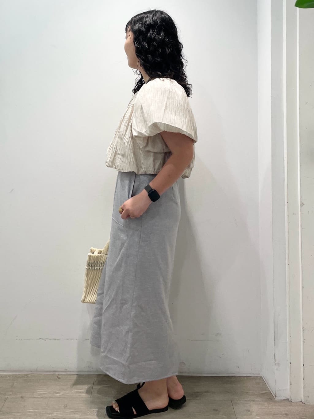 sumicaさんの「OPAQUE.CLIP｜ふくれジャカードバルーンブラウス【洗濯機洗い可】」を使ったコーディネート