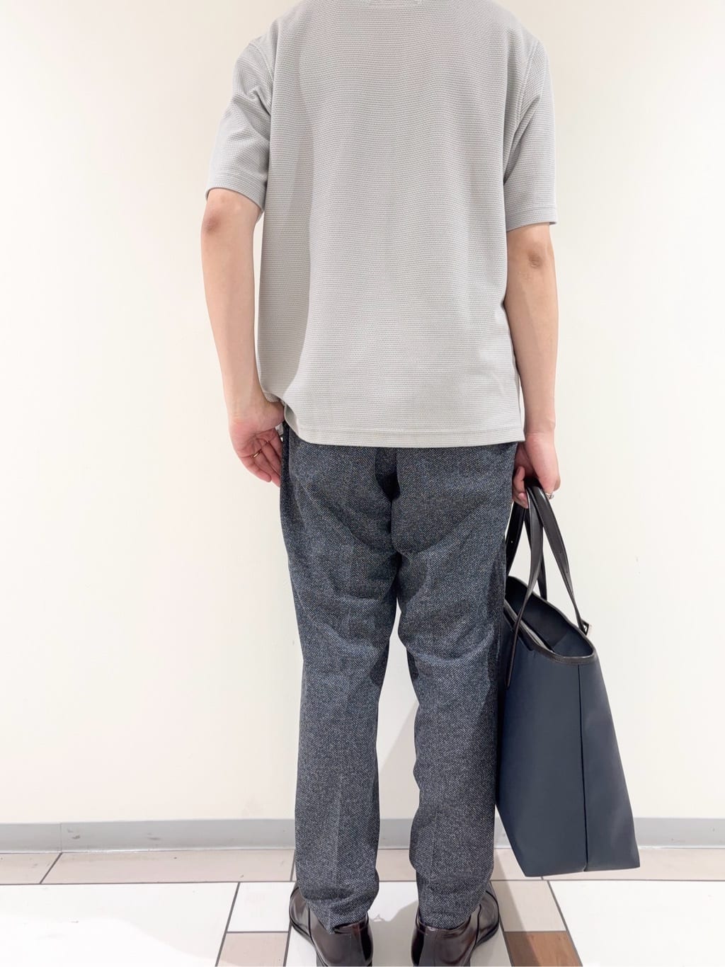及川さんの「TAKEO KIKUCHI｜【抗菌防臭／9色5サイズ展開】ハニカムメランジ ポロシャツ」を使ったコーディネート