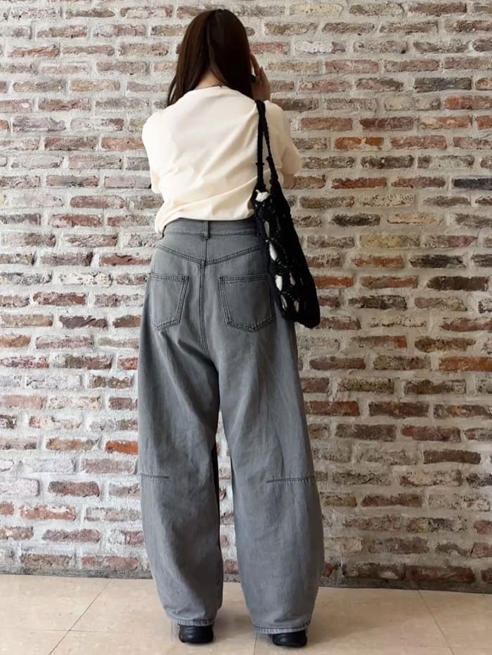 tokiさんの「THE SHOP TK｜カレッジ＆フォトプリントTシャツ【洗濯機OK】」を使ったコーディネート