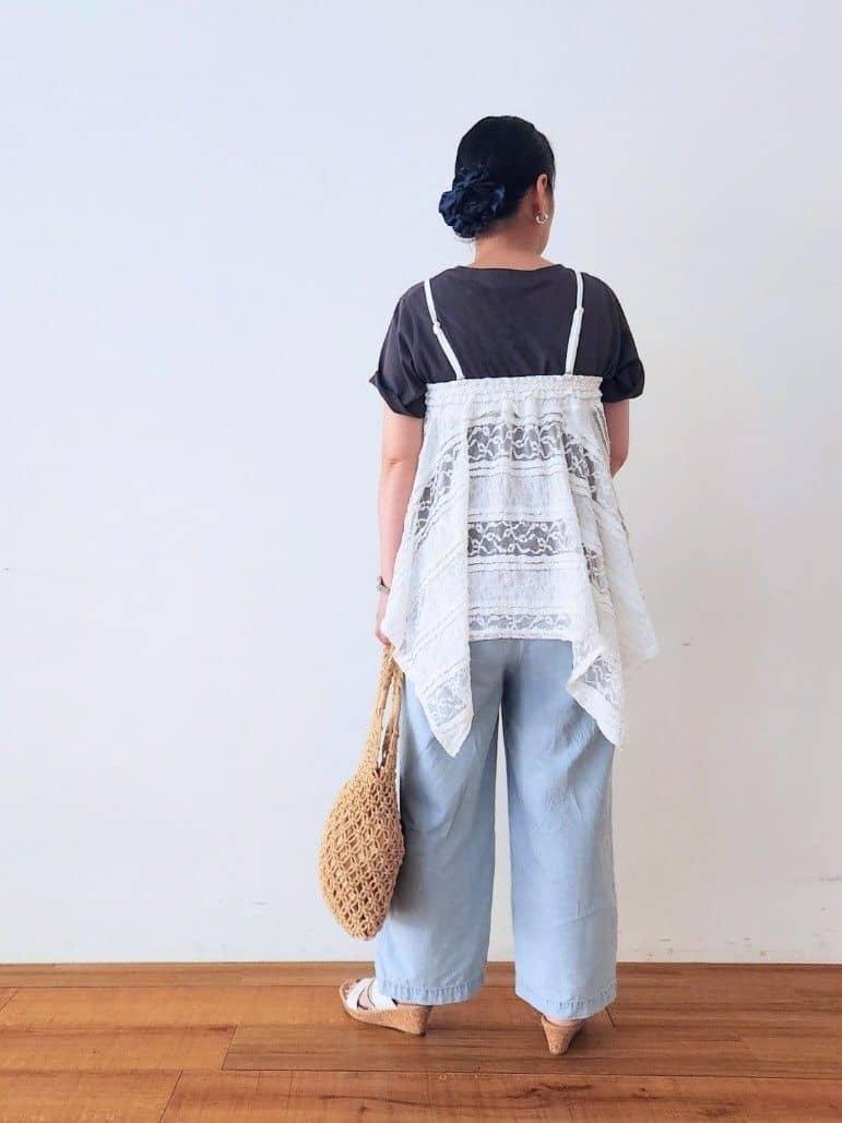 くまさんの「SHOO･LA･RUE｜【2WAY】スカートにもなる イレヘム レースビスチェ」を使ったコーディネート