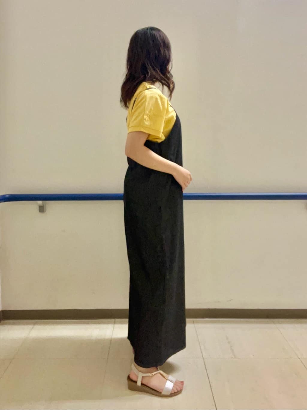 あもさんの「SHOO･LA･RUE｜【洗える/S-LL】インせず着られる さらっと大人上品 刺繍トップス」を使ったコーディネート