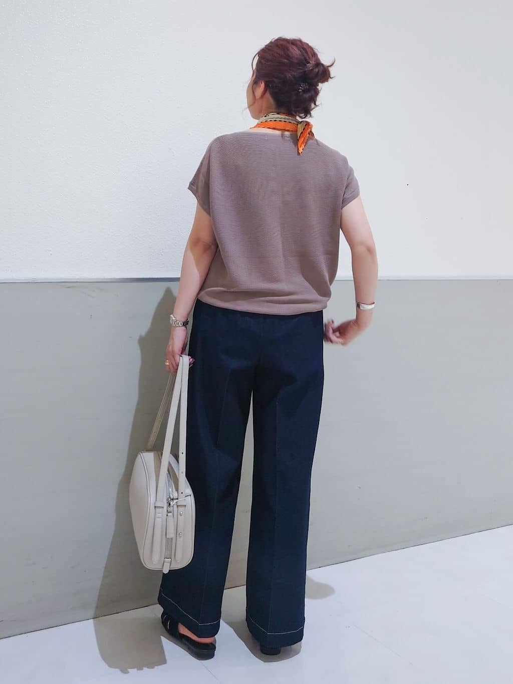 maruさんの「THE SHOP TK｜【6色展開】さらさらフレンチニット【毛玉になりにくい/洗濯機OK】」を使ったコーディネート