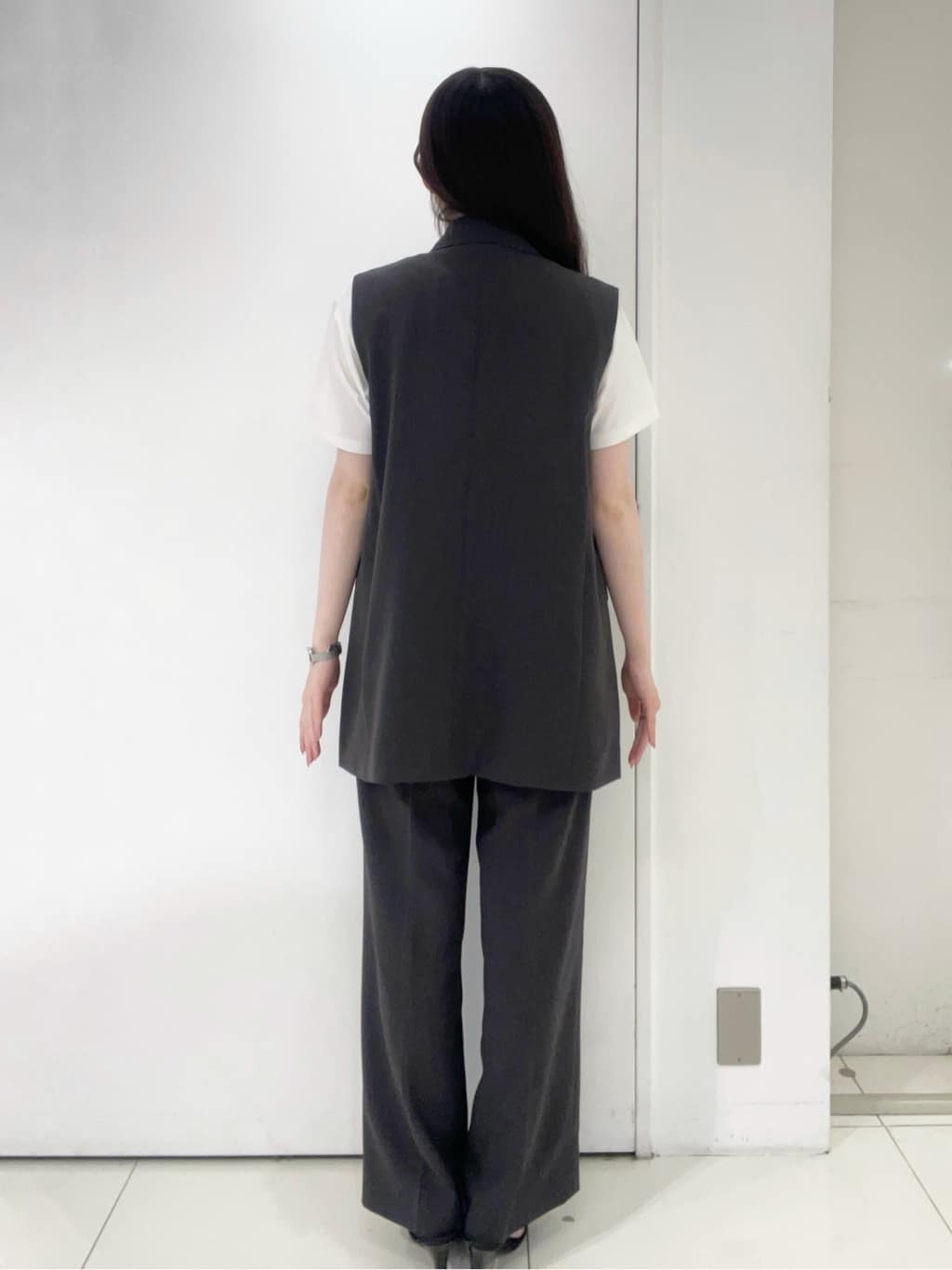 moeさんの「UNTITLED｜【ロゴT/プリントT】グラフィックTシャツ」を使ったコーディネート