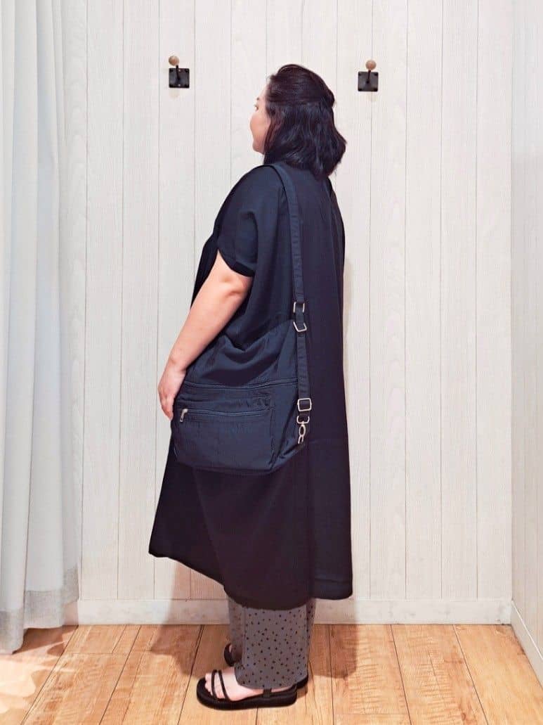 kotomiさんの「SHOO･LA･RUE｜【S-LL】楽にサマ見え コクーンシルエットの涼やかワンピース」を使ったコーディネート
