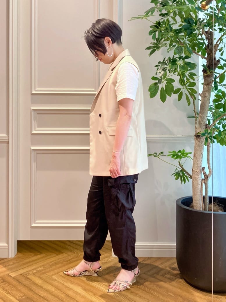 konominさんの「DRESSTERIOR｜」を使ったコーディネート