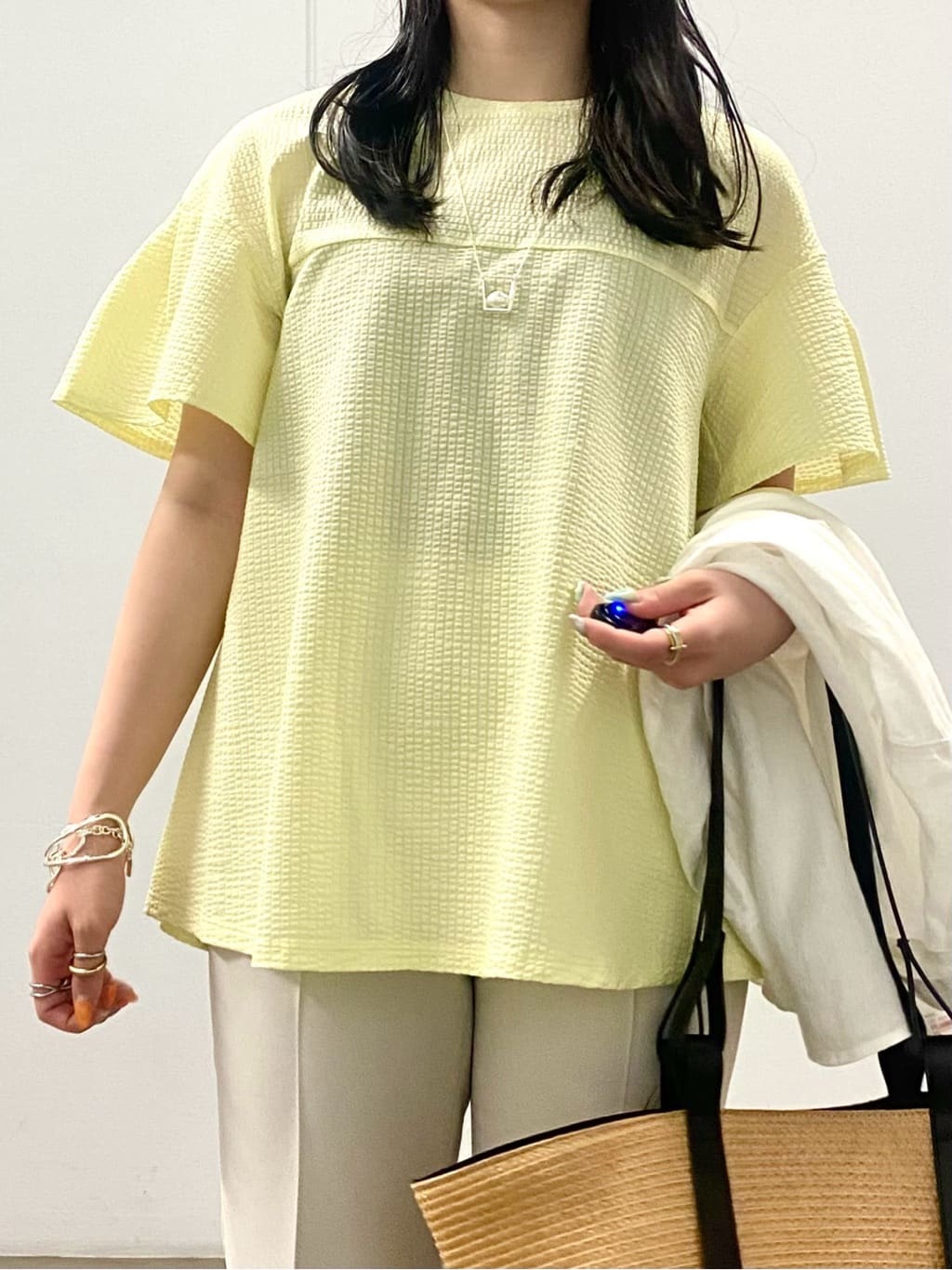 misakiさんの「INDIVI｜スクエアトップロングネックレス」を使ったコーディネート