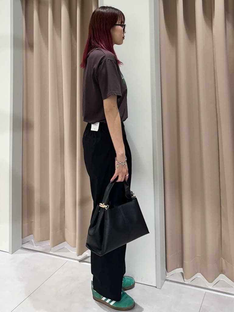 cottonさんの「THE SHOP TK｜フォトアソートTシャツ【接触冷感/UV/毛玉になりにくい/洗濯機OK】」を使ったコーディネート