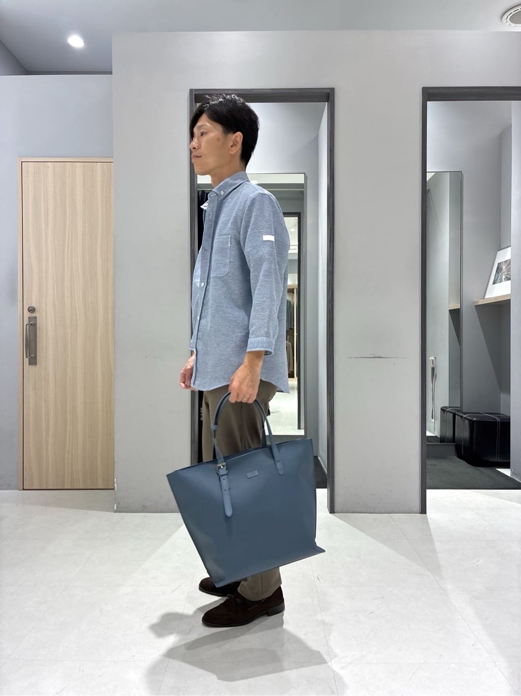 わいずみさんの「TAKEO KIKUCHI｜【360&deg;ストレッチ／セットアップ対応】None Of Stress パンツ」を使ったコーディネート
